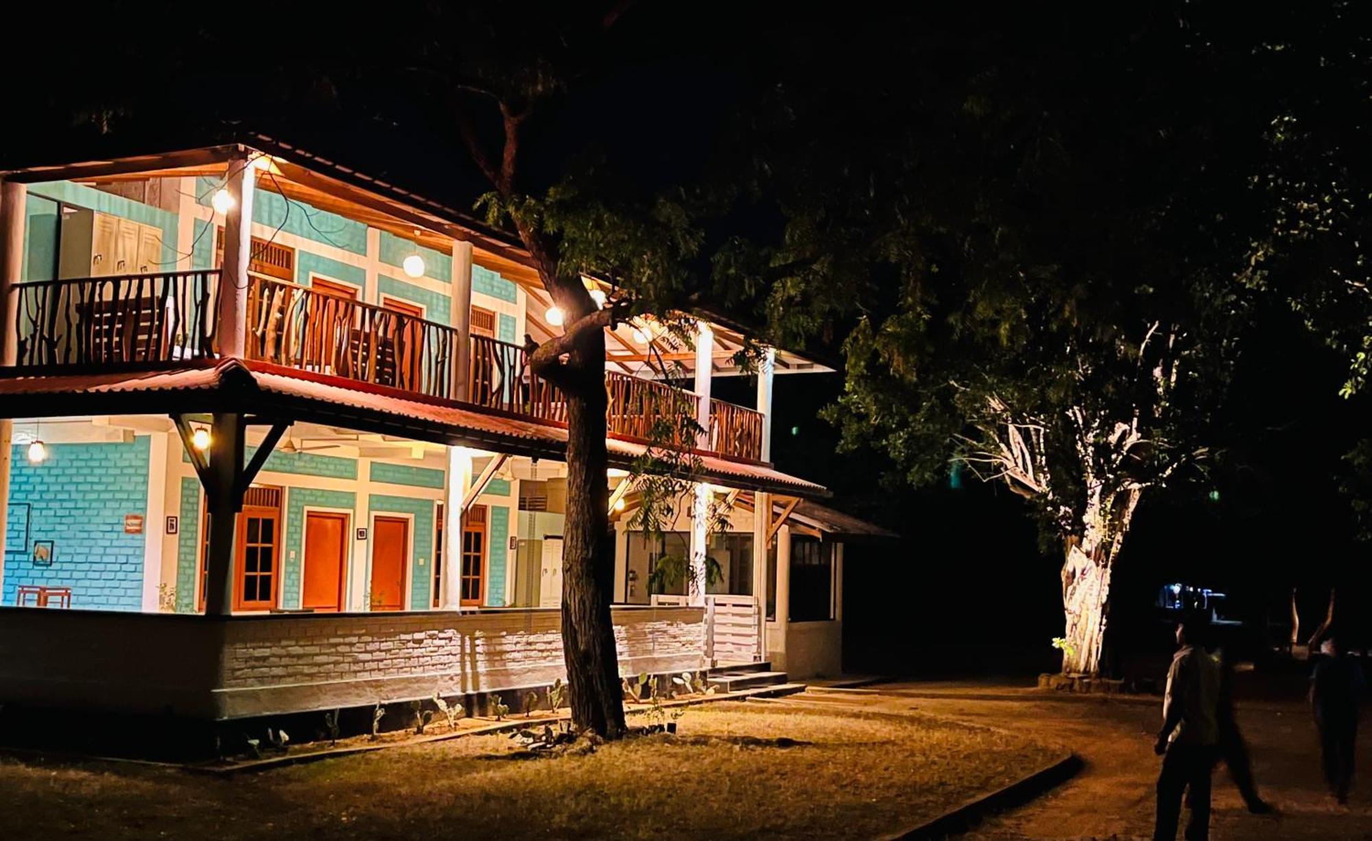 Funky Leopard Safari Lodge Bordering Yala National Park Kataragama Exterior photo